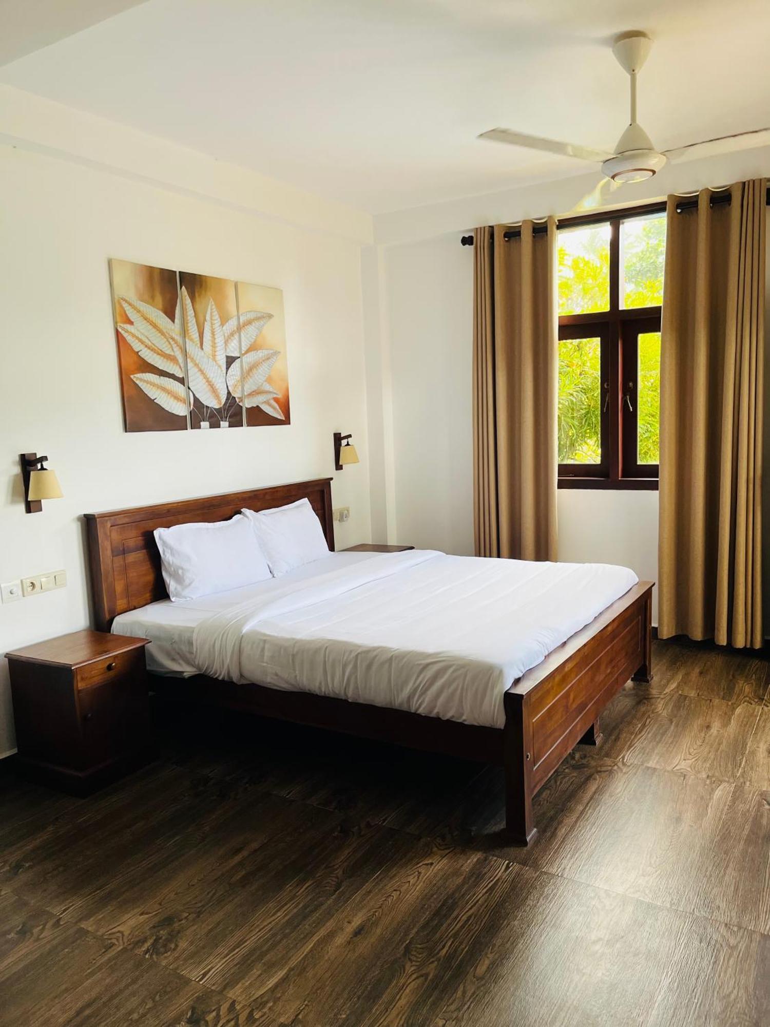 Hotel Parrot